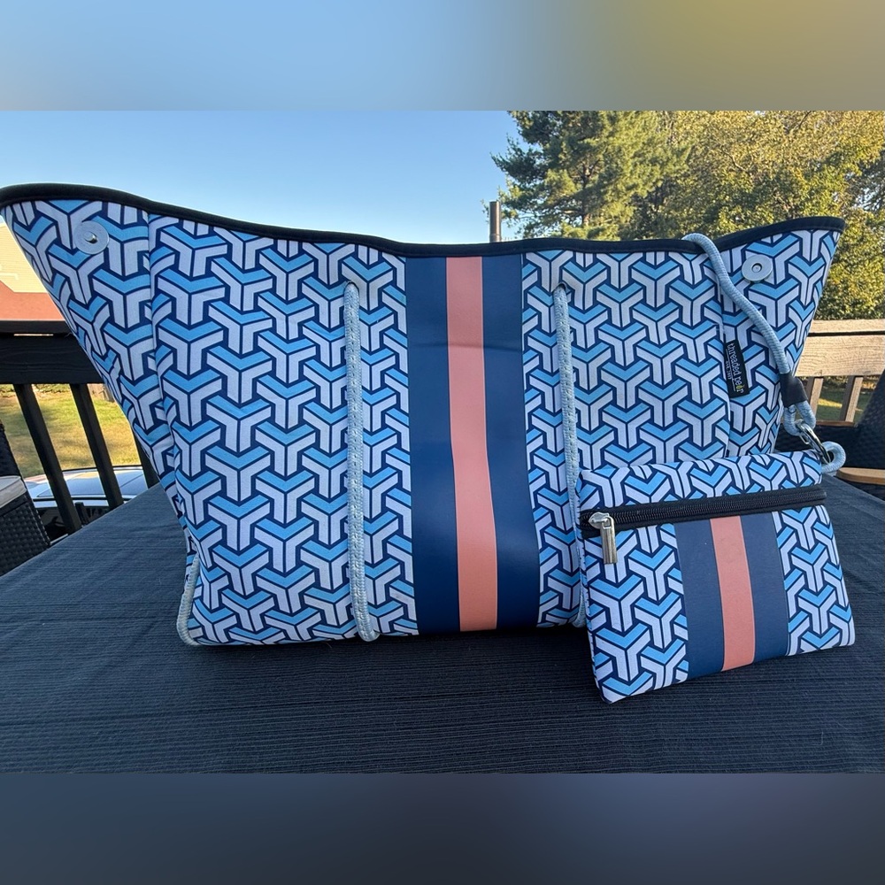 Threaded Pear Neoprene Geometric Blue and Pink Tote Bag with Pouch - Picture 2 of 5